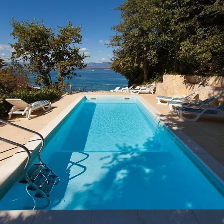 Penzion Apartmens M With Pool On The 3*