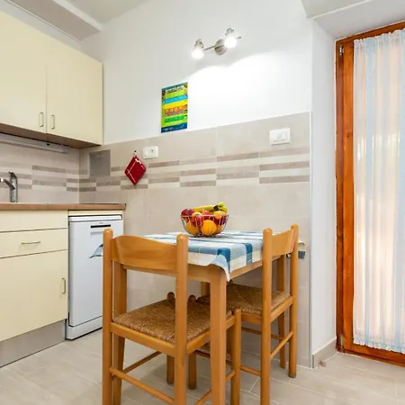 Penzion Apartmens M With Pool On The