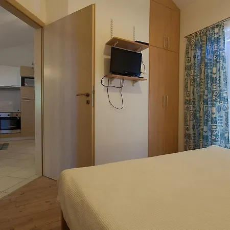 Apartmens M With Pool On The 3*